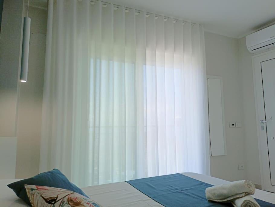 Stanza Mylai Etna View Apartment Кастелмола Екстериор снимка
